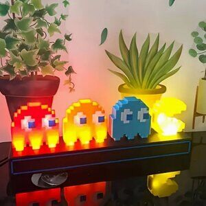 Pac Man & Ghost Light Lamp Collectible USB NWT